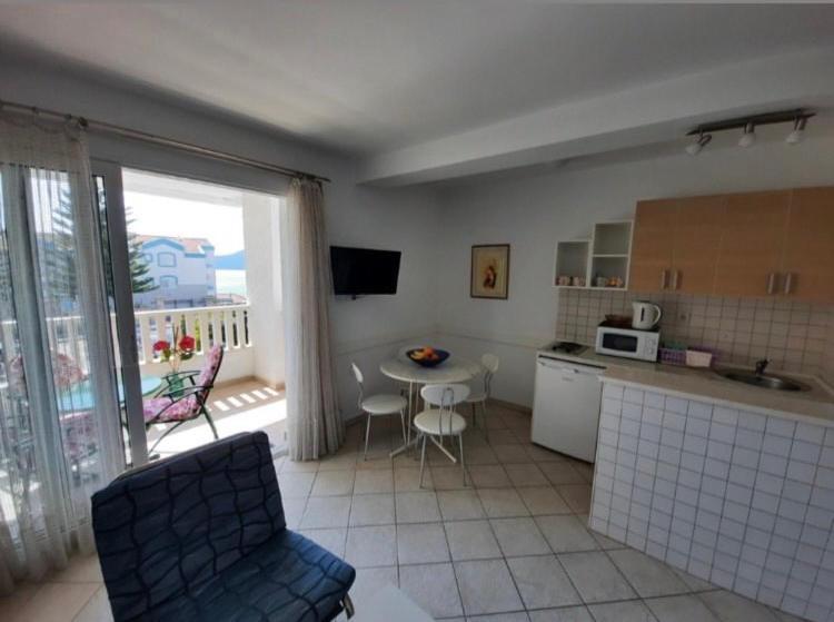Apartments Milicevic Herceg Novi Exterior photo